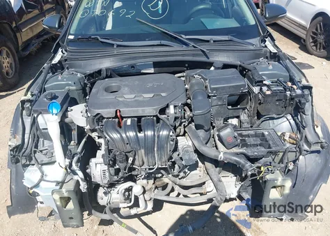 2016 Kia Optima Lx z USA, uszkodzony, nr VIN KNAGT4L30G5070692